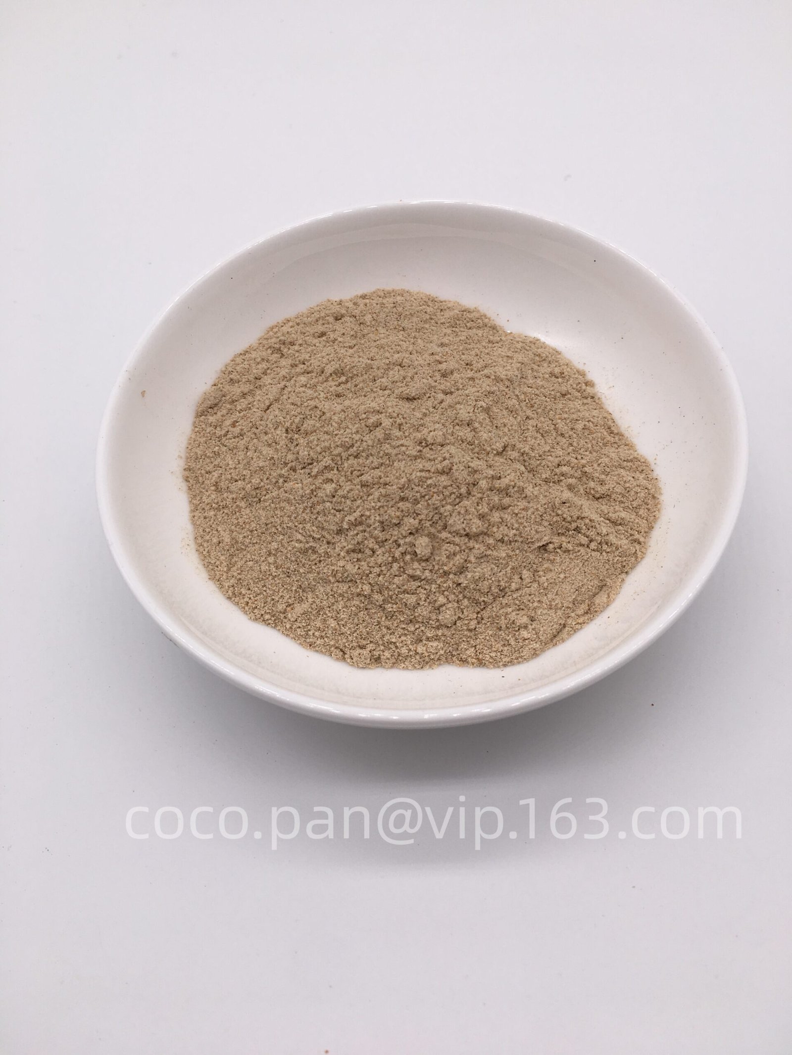 white pepper powder