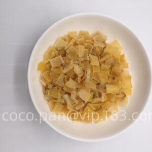 Dried potato flakes